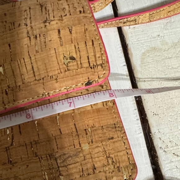 Lilly Pulitzer Cork Crossbody - Picture 8 of 10